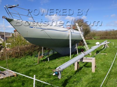 Lord Helmsman 31 Sailing Yacht