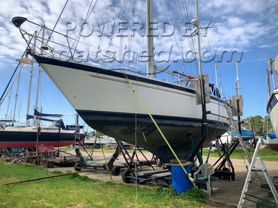 Colvic Countess 37 Owners cabin 