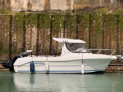 Quicksilver 640 Pilothouse 