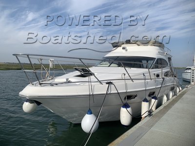 Sealine F37 Bow and Stern Thrusters