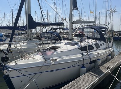 Hunter Legend 326 