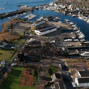 Massive fire destroys popular Connecticut marina