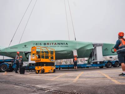 Pivotal moment for INEOS Britannia as AC75 arrives in Barcelona