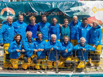 Crew of global sailing race send message of support to Ukraine