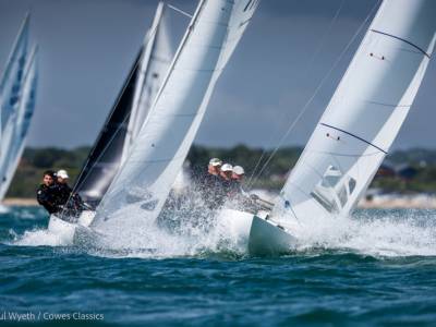 Dragons Lead the Way at Cowes Classics Regatta