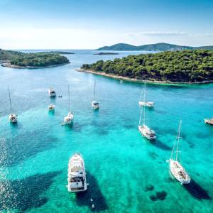 Boating holiday bookings soar 25% to record levels