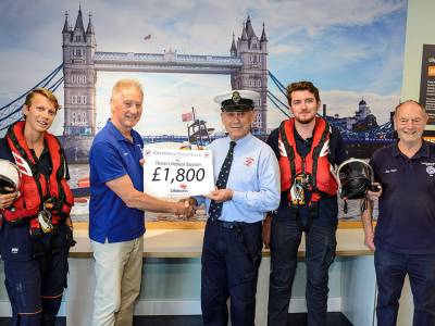 Greenwich Yacht Club Hands £1,800 to Tower Lifeboat Station After Fundraising Race
