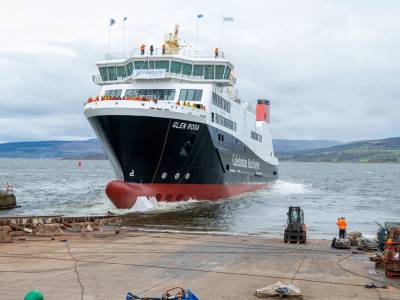 MV GLEN ROSA LAUNCHED AND OFFICIALLY NAMED
