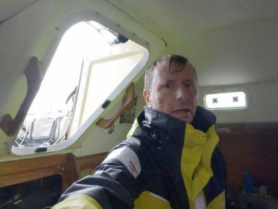 Round-the-world sailor rescued after dismasting in violent storm
