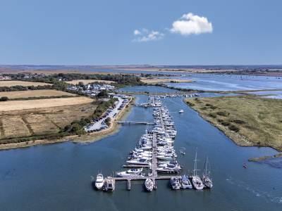 Marina installs environmentally friendly boat wash centre