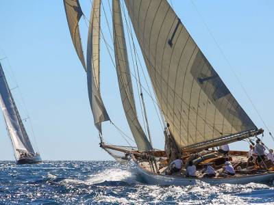 Noblesse Yachts Offers Participation in Legendary Regattas