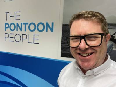 Pontoon manufacturer expands sales team
