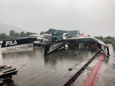 Maserati trimaran ‘thrown into air’ by violent storm at Italian marina