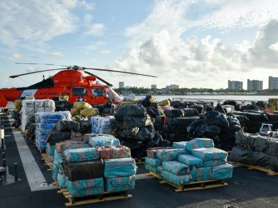 Record-breaking bust: Over $1.4 billion worth of drugs offloaded in Florida