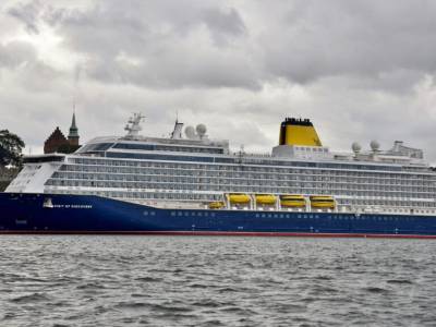 Cruise ship returns to UK after 100 injured in Bay of Biscay storm