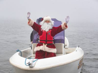Speedboat Santa!
