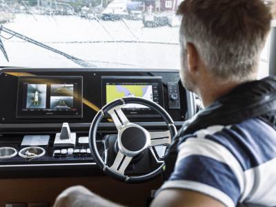 Docking made easier with Volvo Penta and Garmin partnership