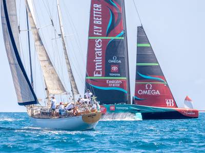 VIDEO: Emirates Team New Zealand takes to the waters of Barcelona