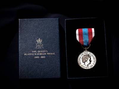 RNLI lifesavers to complete historic full set of Jubilee Medals