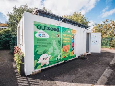 Emirates GBR SailGP Team helps bring the UK’s first Outseed Learning Pod to Liverpool primary school