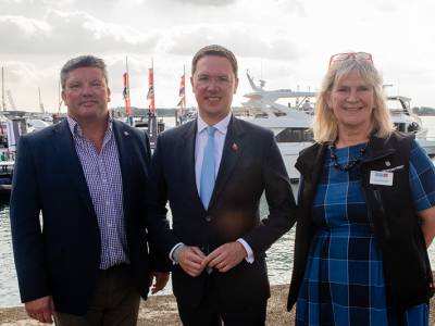 Maritime Minister Shows his Support for Leisure Marine Sector at Southampton International Boat Show