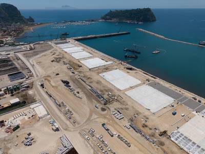 GB1 comienza la construcción de la base para la 38ª Copa América en Bagnoli.
