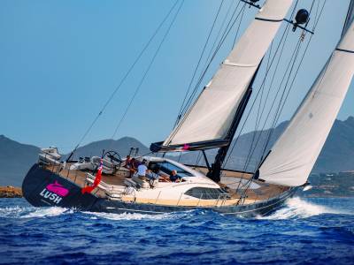 Navico Group and Oyster Yachts announce partnership