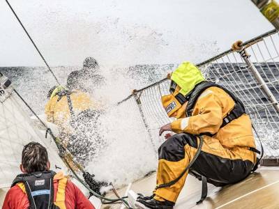 Non-professional sailors depart Qingdao and embark on epic 5,000nm race across North Pacific