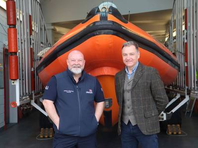 Portishead lifeboat crew help inspire RNLI Garden at RHS Chelsea Flower Show