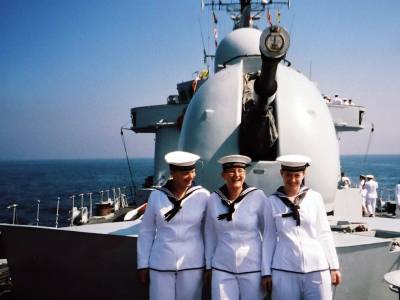Supporting women who serve: former Wrens share memories as The RNBT marks 33 years since historic merger