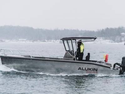 Nimbus starts sea trials of electric concept boat