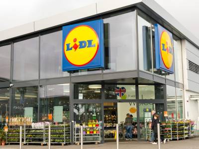 Lidl buys and charters container ships for new shipping line