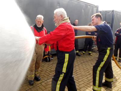 In Focus: Robin Knox-Johnston becomes oldest student at Fire-Aid Academy