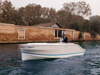 Italian boatbuilder debuts electric inboard boat at boot 2023