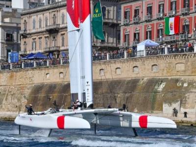 Victory for Japan at Italy Sail Grand Prix in Taranto