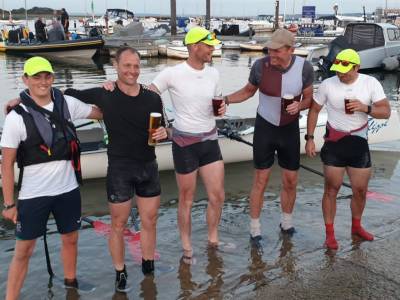 Lymington rowers break 12 hour distance world record