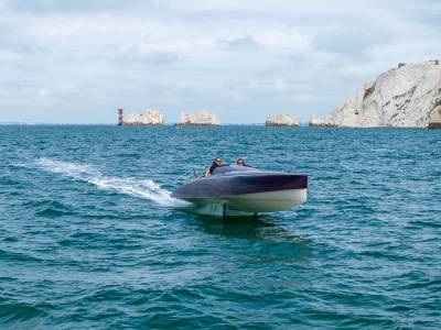 BAR Technologies sets new all electric ‘Round the Island’ record