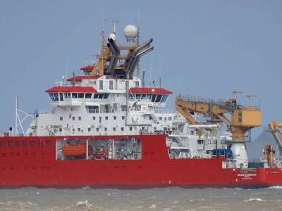 ‘Poor training and maintenance’ caused accident on RRS Sir David Attenborough