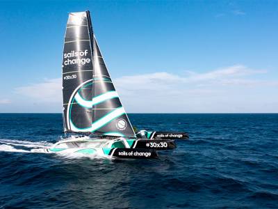 Around-the-world: A new record attempt by the maxi trimaran Sails of Change