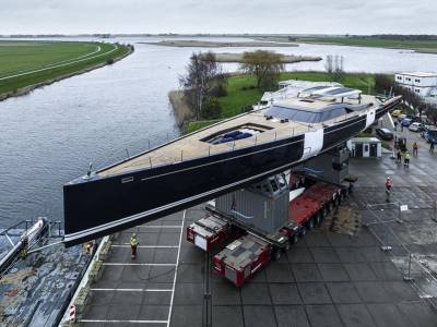 Nilaya: 47m Royal Huisman sailing superyacht leaves shed