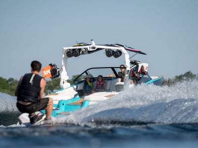 Midwest Water Sports acquires online watersports retailers