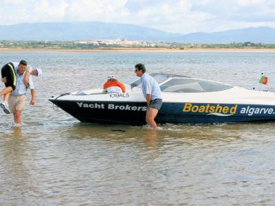 Boatshed Algarve - Gentlemen and Yacht Brokers