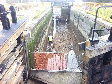How to See the Bottom of the Canal Without Even Getting Wet