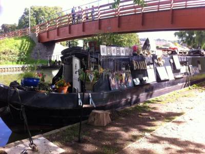 3 Surprising Ways to Travel and Trade on the Waterways