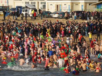 Fancy a dip this Christmas?
