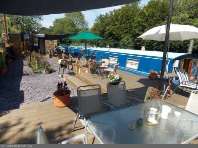 Stop! Don’t Live on a Narrowboat Until You’ve Read This!